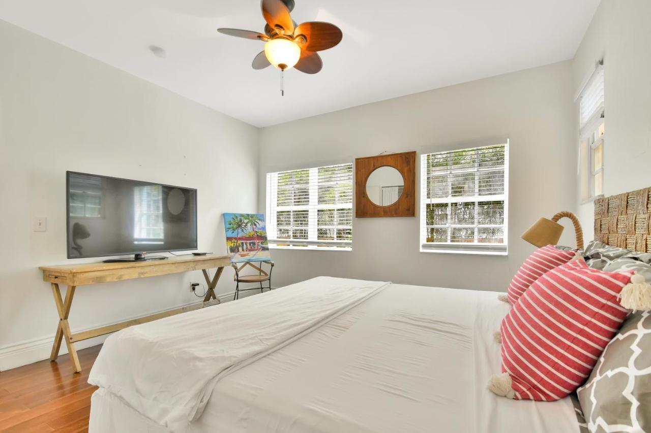 Sunflower Boutique Hotel Apartments Miami Beach Exterior photo