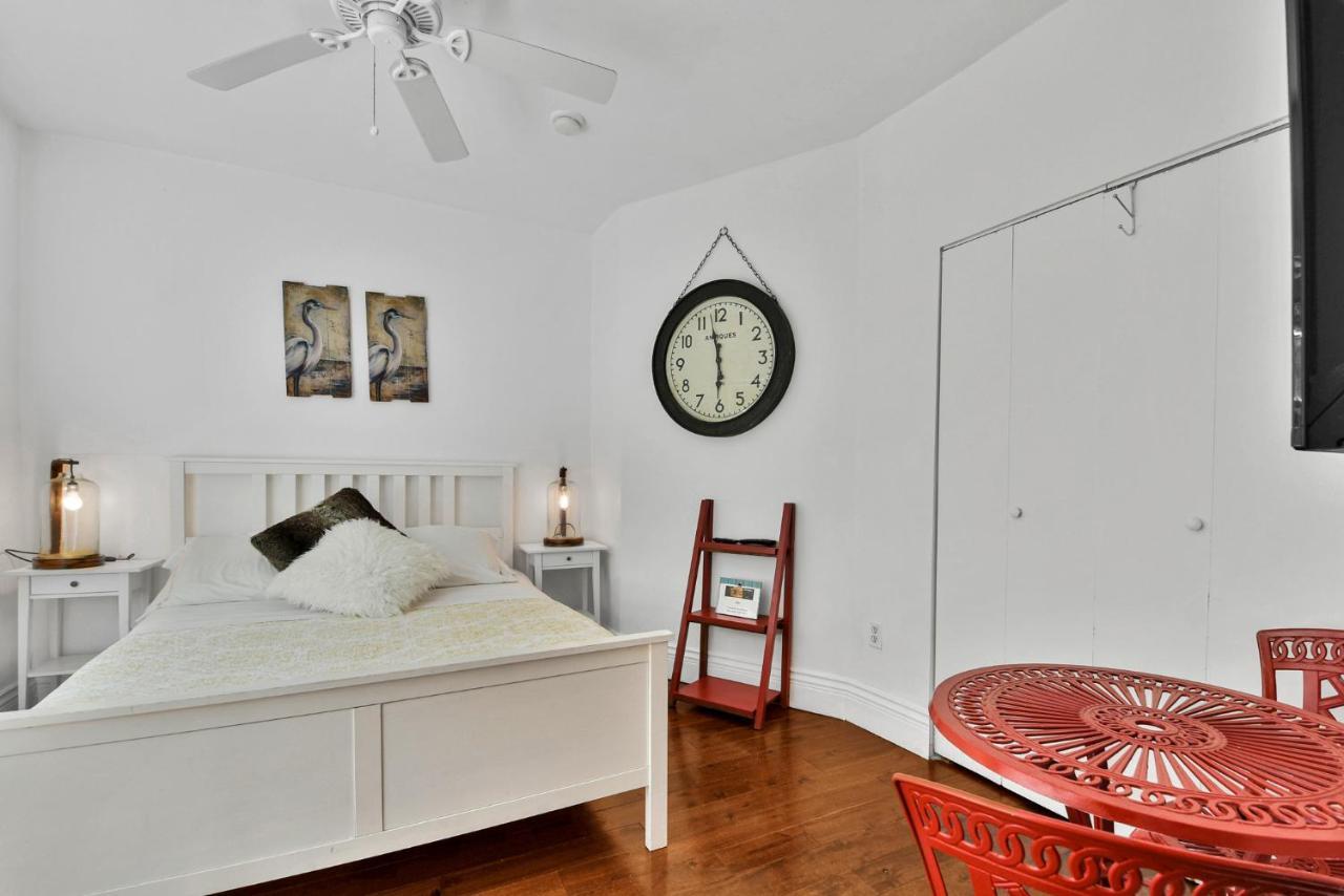 Sunflower Boutique Hotel Apartments Miami Beach Exterior photo